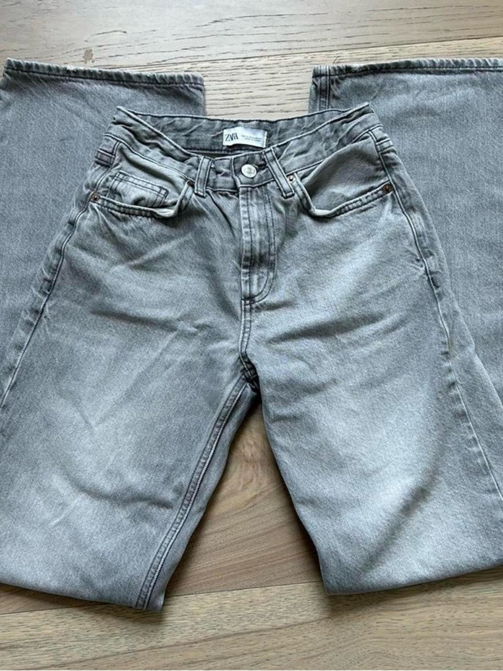 Zara Gray Wide-Leg Jeans